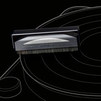 Audioquest Silver Anti Static Record Brush - karbonový kartáček na čištění LP (1 086 tis. vláken) (6)